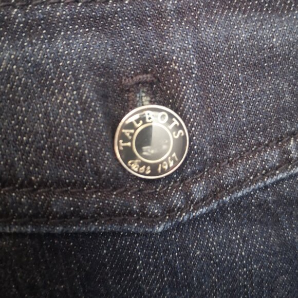 Talbots Ladies Size 12 Dark Wash Boot Cut Zipper & Button Closure Jeans - Picture 10 of 13